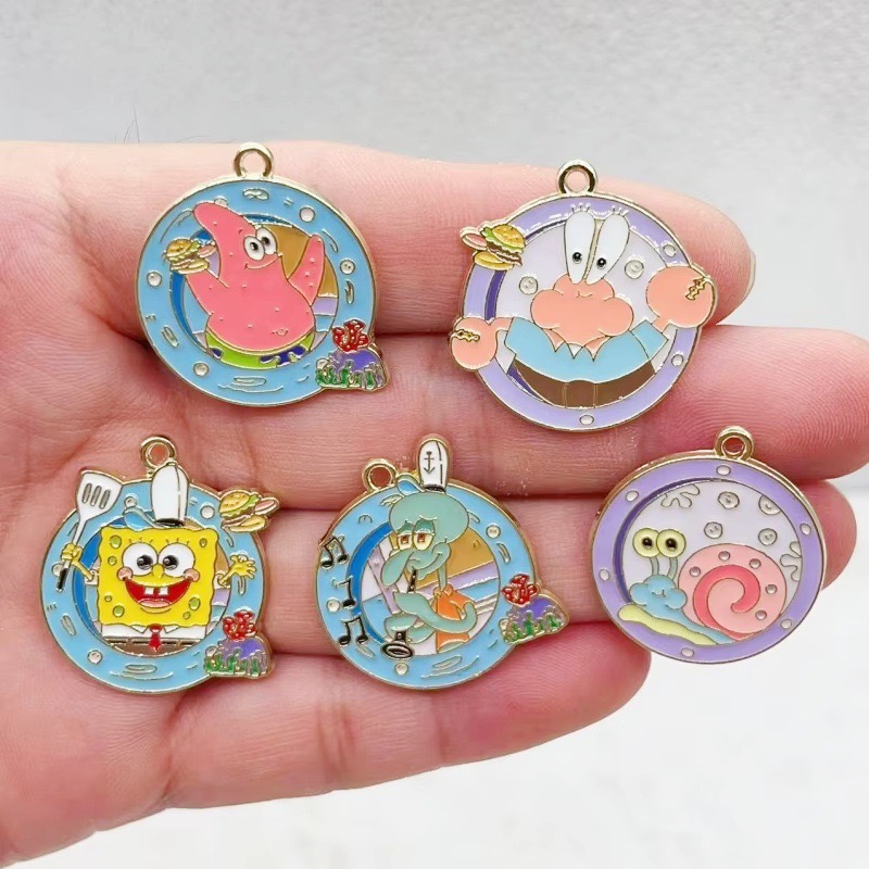 Anime Merchandise Gift - 10 ciondoli in lega a forma