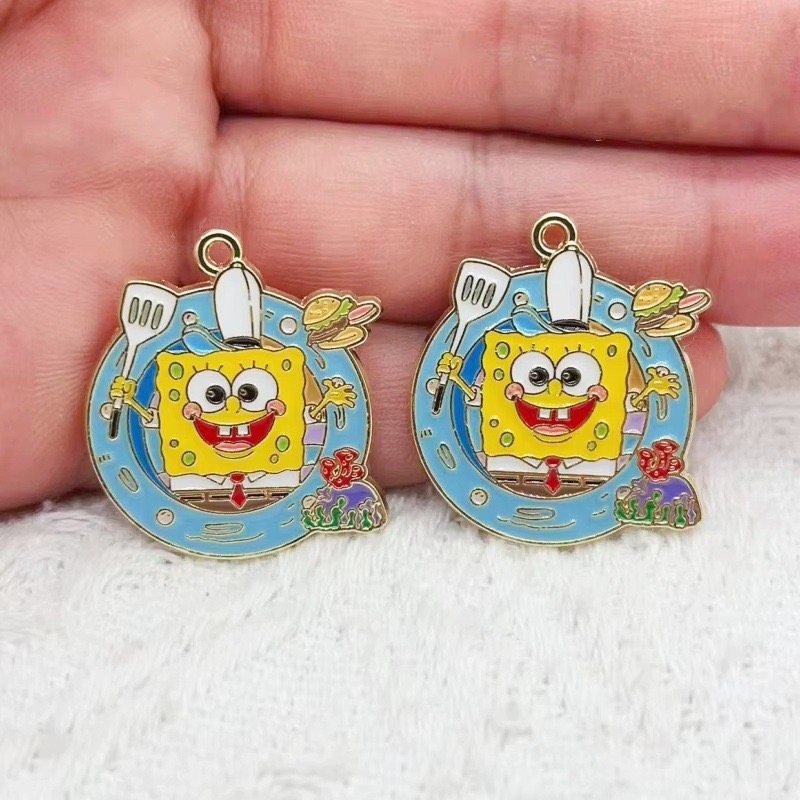 10 ciondoli in lega a forma di - Anime Merchandise Gift recensione e prezzo